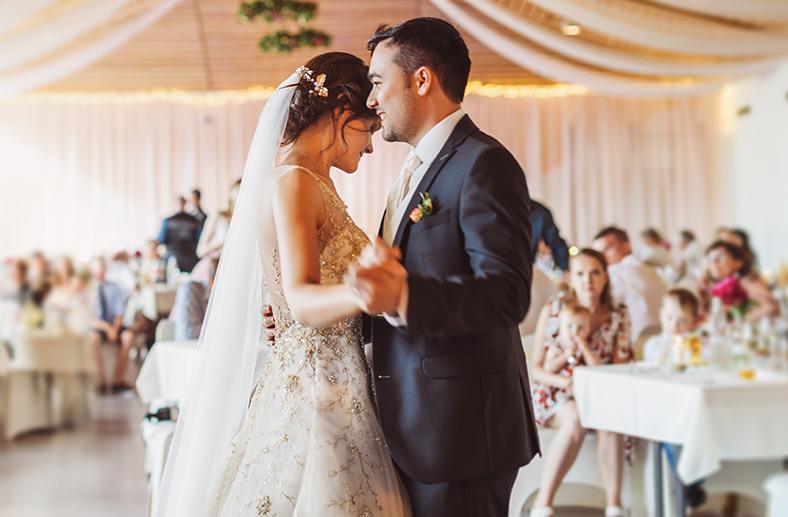 Happy-couple-wedding-gallery