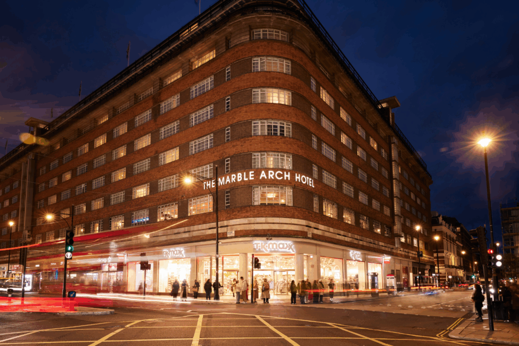 Marble Arch hotel at night