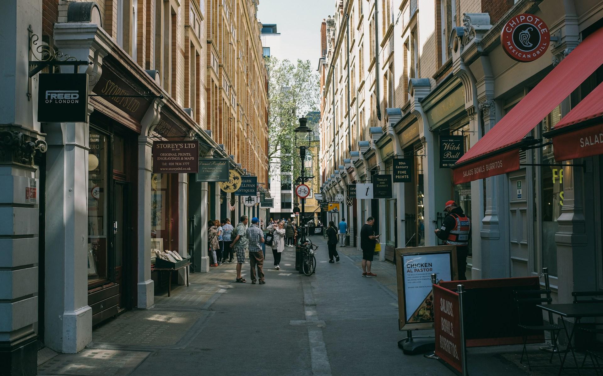 Oxford Street Shipping Unique Gifts The Marble Arch Hotel by Thistle Blog Image